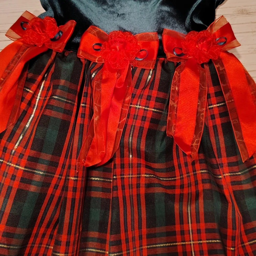 Christmas Green Velvet with Red/Green/Gold Plaid  Girl's Dress. Size 4T.